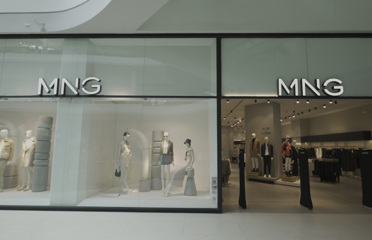 tienda de ropa mango en envigado
