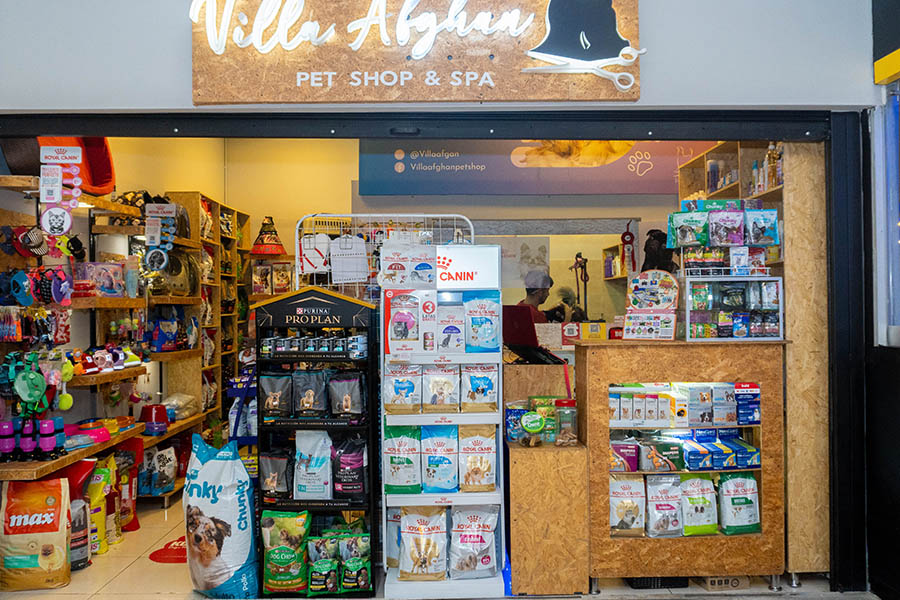 Villa_Afghan_Pet